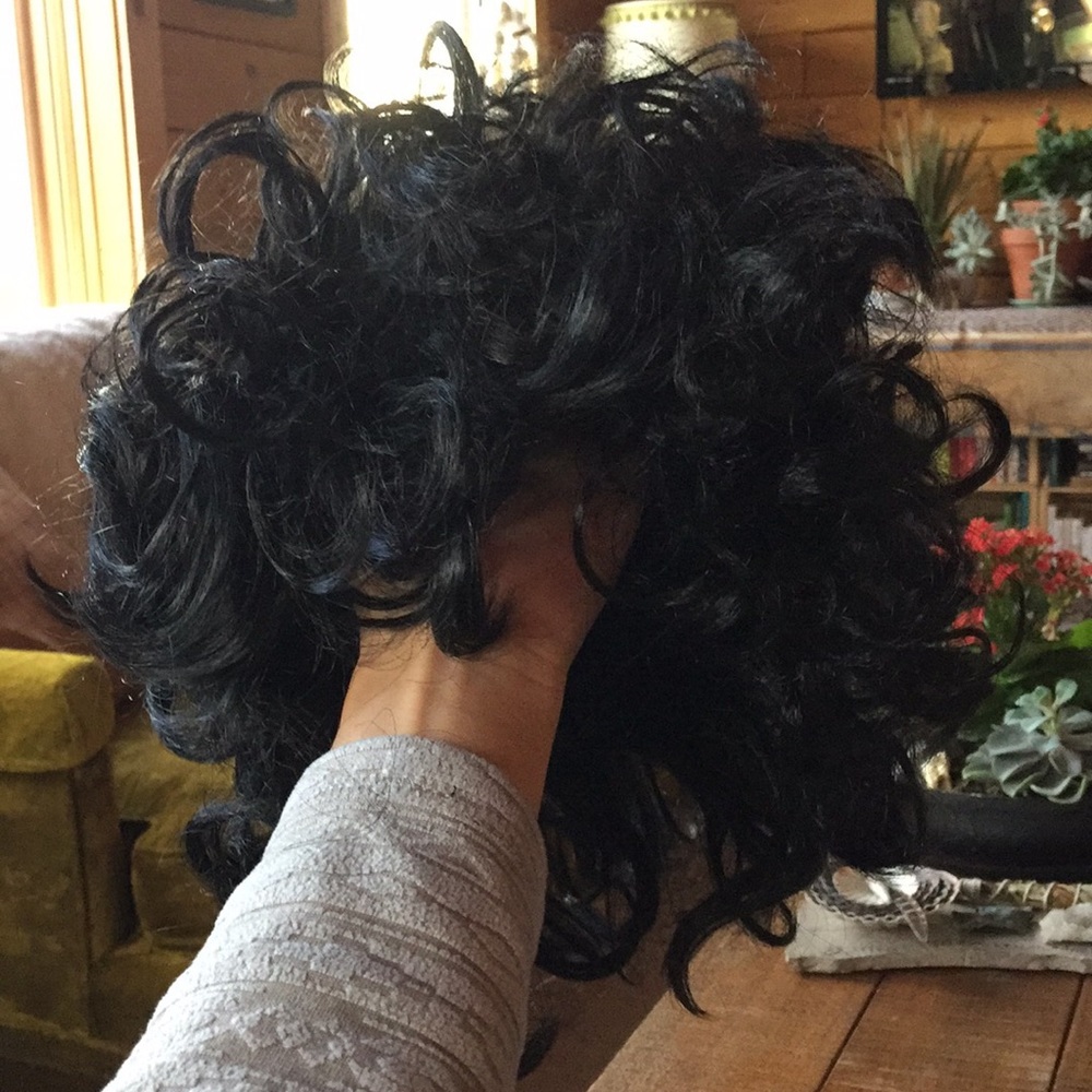 Black curly hair wig Halloween costume